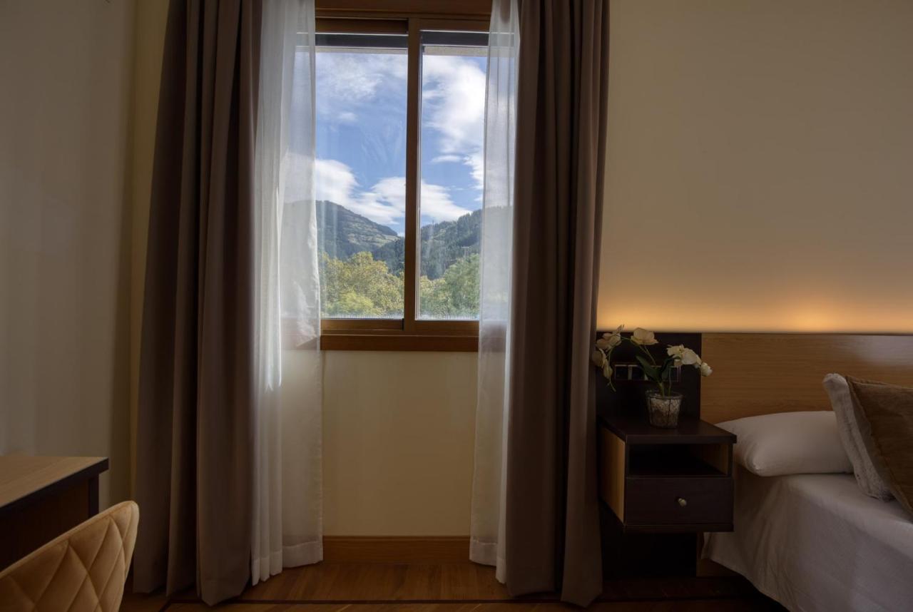 Hotel Asador Arriarte Eibar Exterior photo